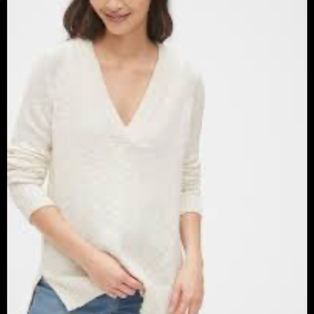 GAP V-Neck Tunic Sweater, NWT, S